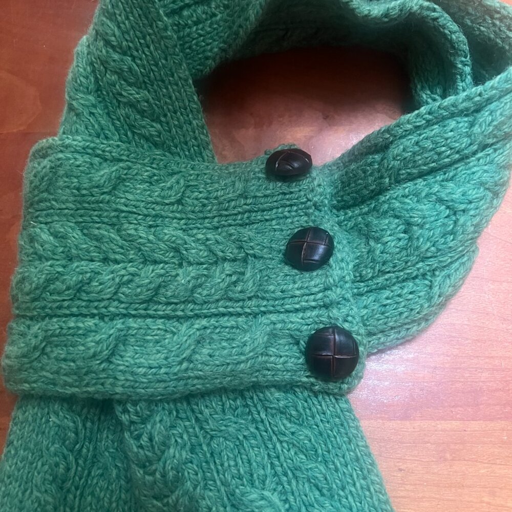 Irish Merino Wool Beanie and Scarf Set, Green with Shamrocks by Saol - Picture 3 of 11